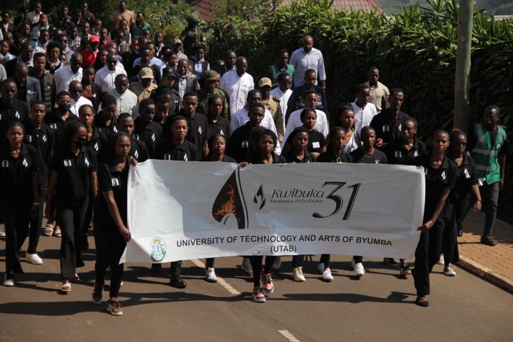 Staff and Students - UTAB